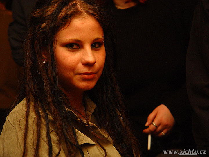 Shatter, Squat Suspect 