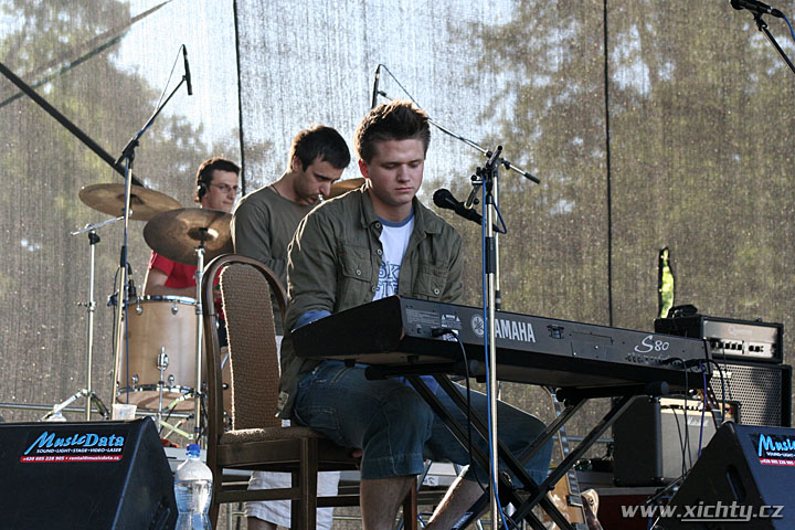Photo 48