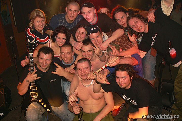 Street Machine, Zařvidveře, the Neunikneš + Vrolok (Lennon)