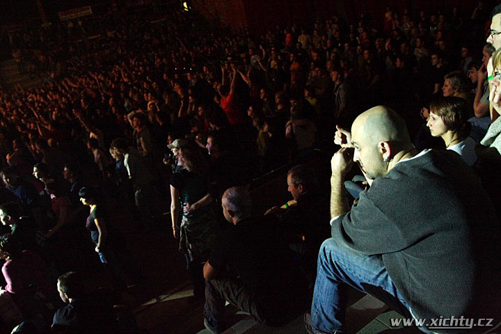 Tři Sestry + Jaroslav Uhlíř - Mydlovary tour