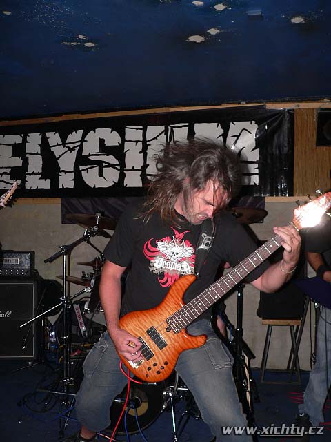 Photo 11