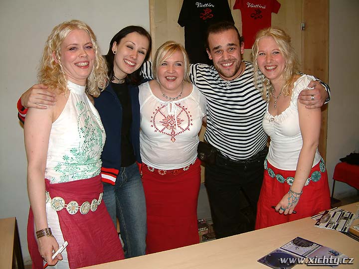 Värttinä, Benedikta 