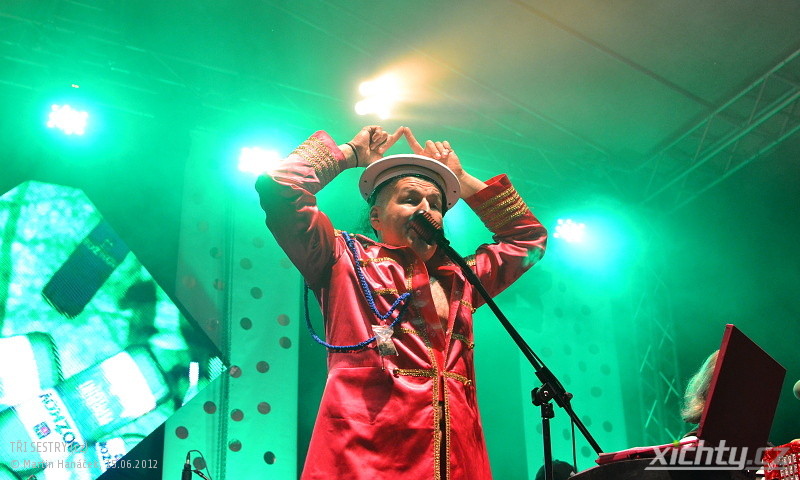 Tři Sestry + Hosté 2012 / Plzeň