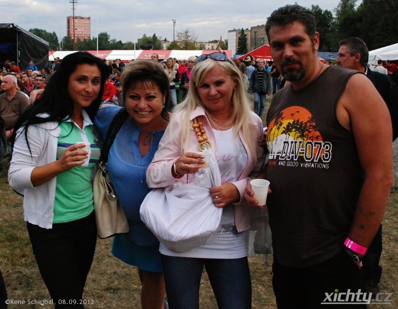 Photo 48