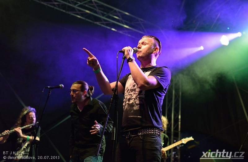Photo 6