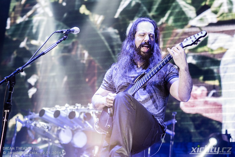 An Evening With Dream Theater 2014  / Praha