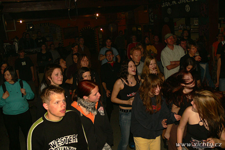 Crashpoint, Digitus in Recto (SVK), Náhodní Známí (SVK)