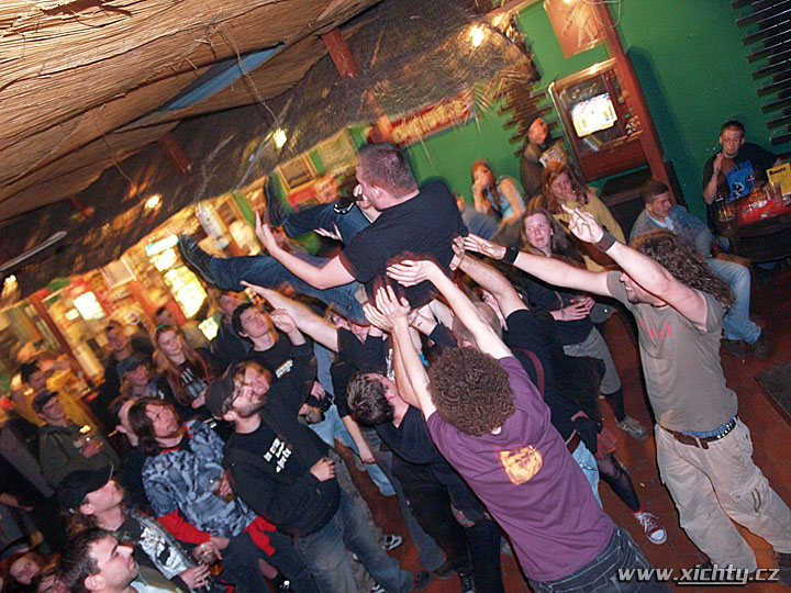 Derrida (FIN), Disney, De Reval, Terror Bombing