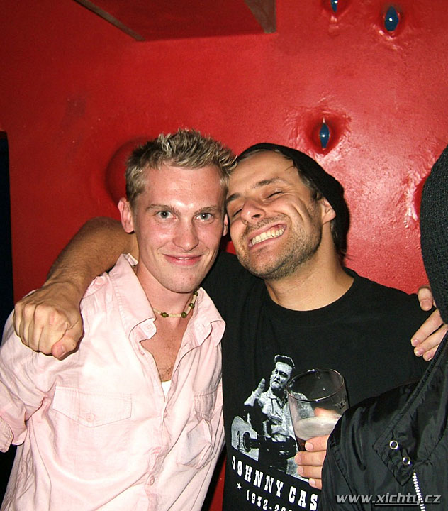 Donots a The Airbags to rozjeli v Roxy