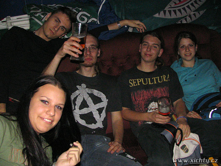 Druhá karvinská beSHITka aneb zachraňte zvířátka