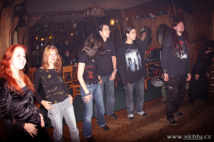 Greedy Invalid, eL.J.O.C, Naire Indo