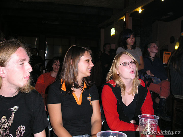 Hudbou proti policejnímu státu