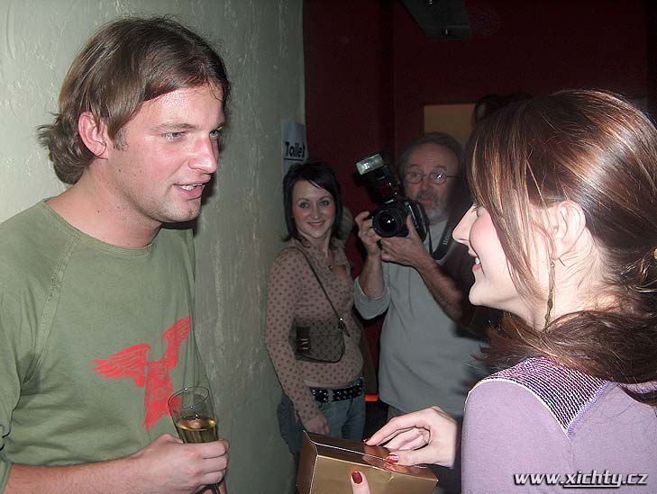 Photo 9
