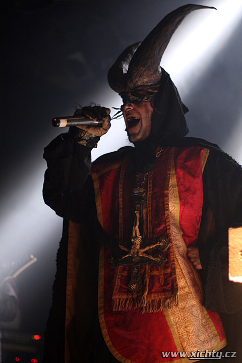 Mayhem (nor), Malsain (nor) , Horns Of Hattin (at), La Band (at)