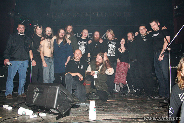 MetalSwamp Nr. 21 : Skyforger + Root + další